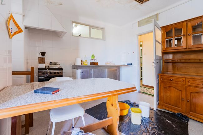 Outra vista da cozinha do conjunto imobiliário