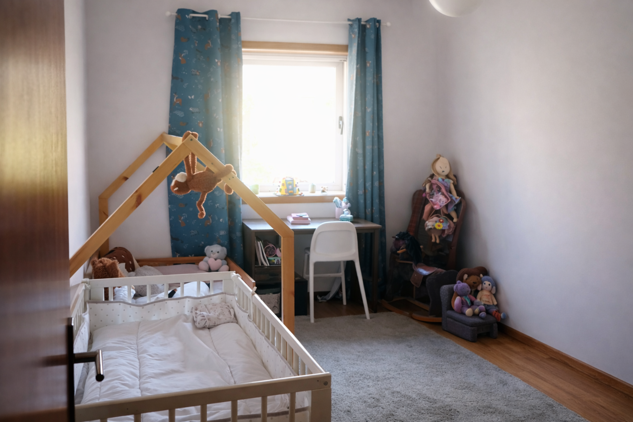 Zona de refeições do apartamento T2 em Árvore